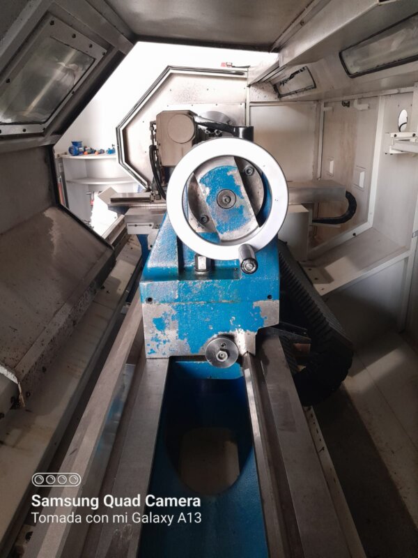 ROMI M680- Torno Horizontal CNC