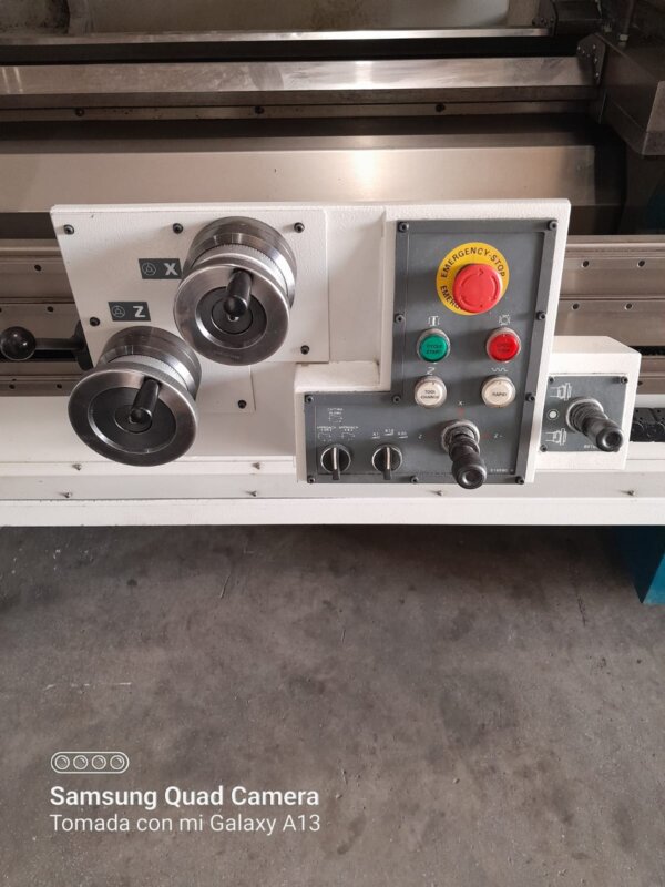 ROMI M680- Torno Horizontal CNC