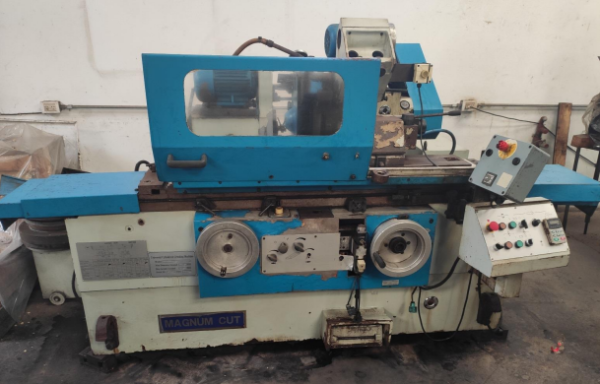 Rectificadora cilíndrica universal Magnum cut