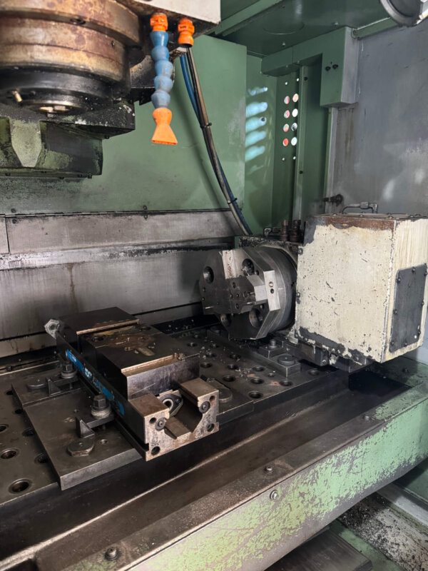 IMG_0155 Mori Seiki MV Junior - Centro de mecanizado vertical