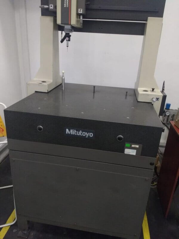 MITUTOYO B504B - Maquina de medir