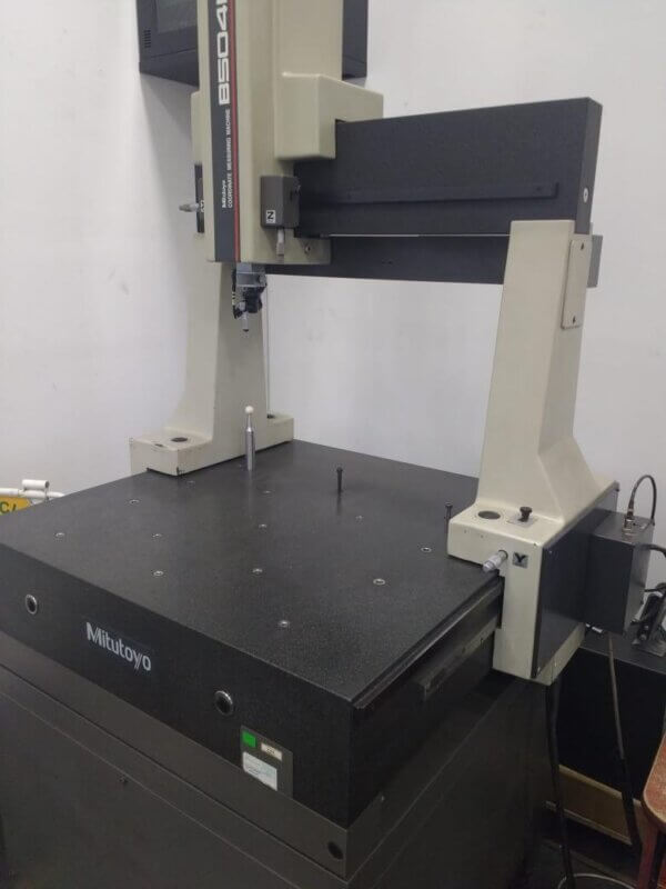 MITUTOYO B504B - Maquina de medir