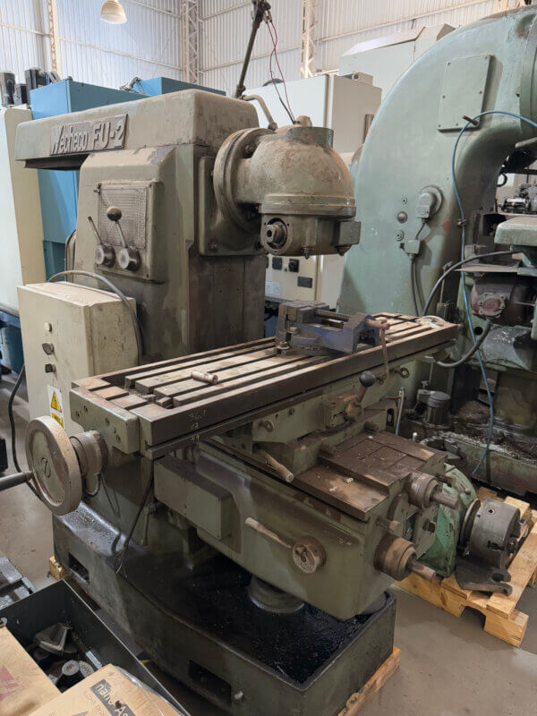 Fresadora Wecheco FU-2