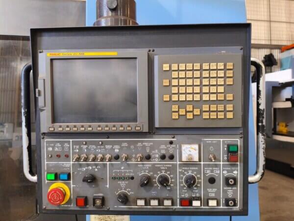 Doosan MV-4020D- Centro de mecanizado vertical