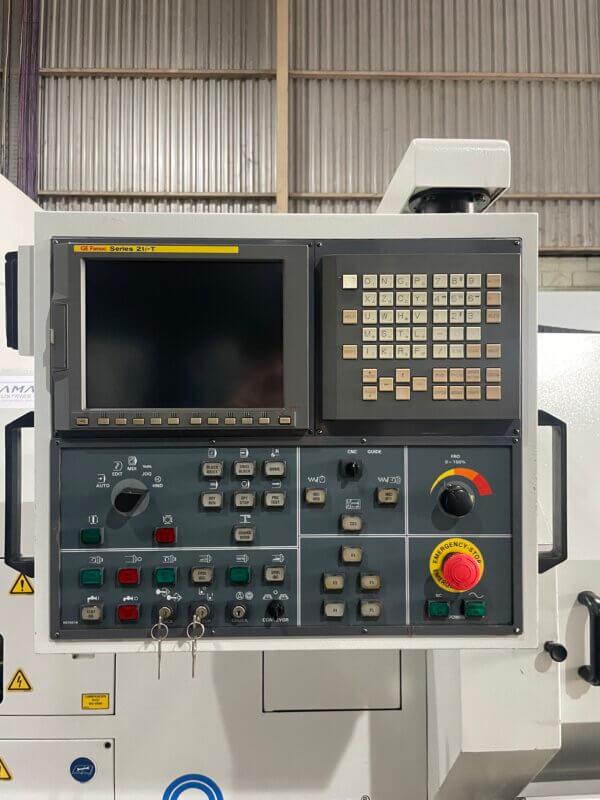ROMI M680 TABLERO ROMI M680- Torno Horizontal CNC